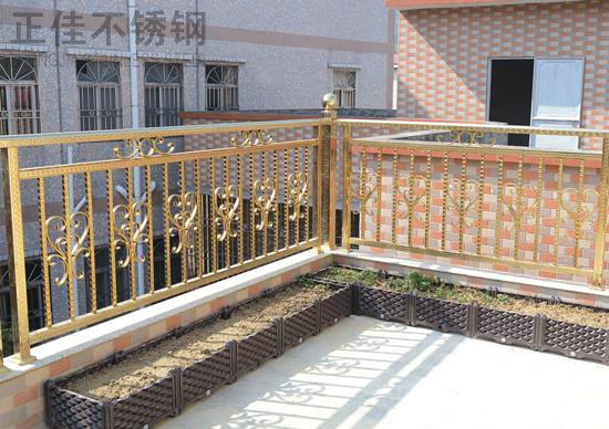 乐动买球-乐动买球(中国)回形花纹管围栏